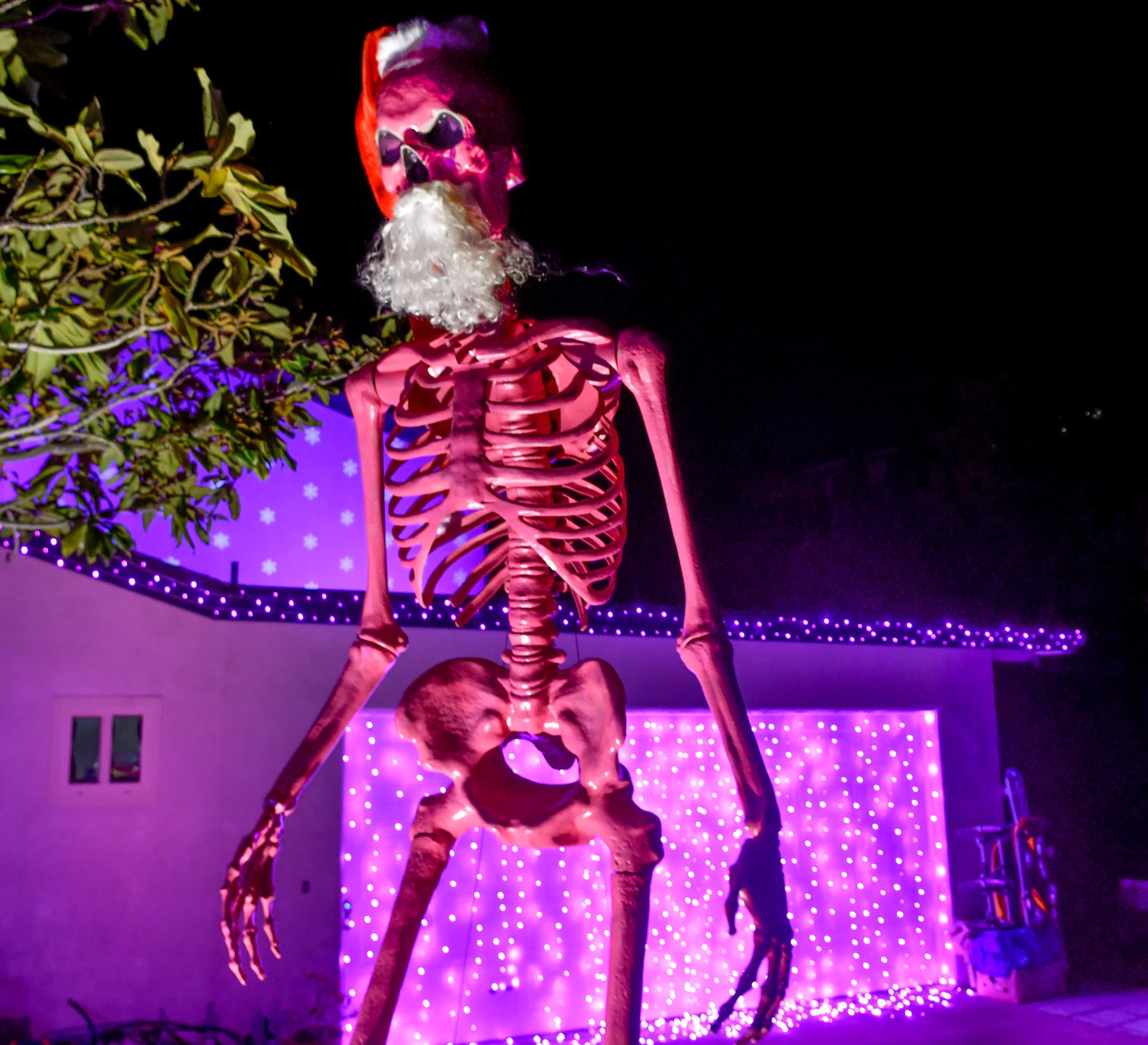 2021 Lompoc Decoration 432 South A St 02.JPG
